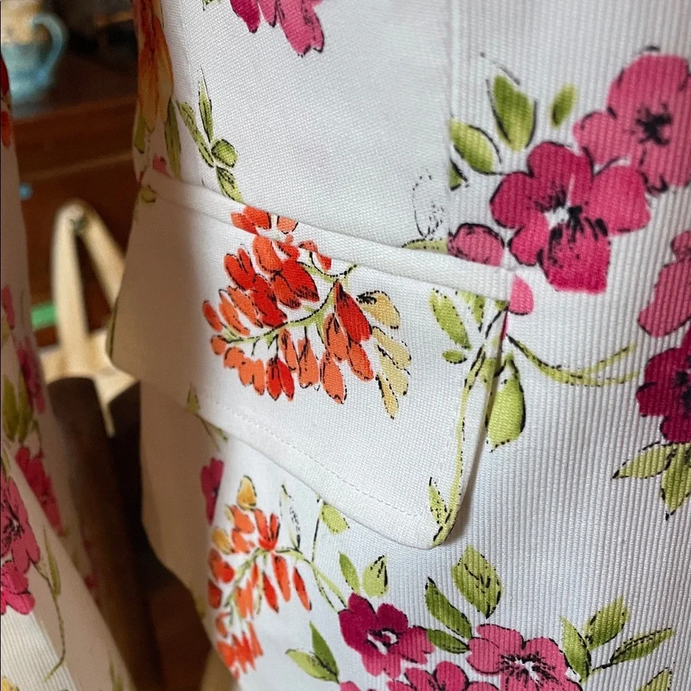 Talbots Cream Floral Notch-Lapel Blazer with Pink & Orange Blooms - Picture 4 of 5